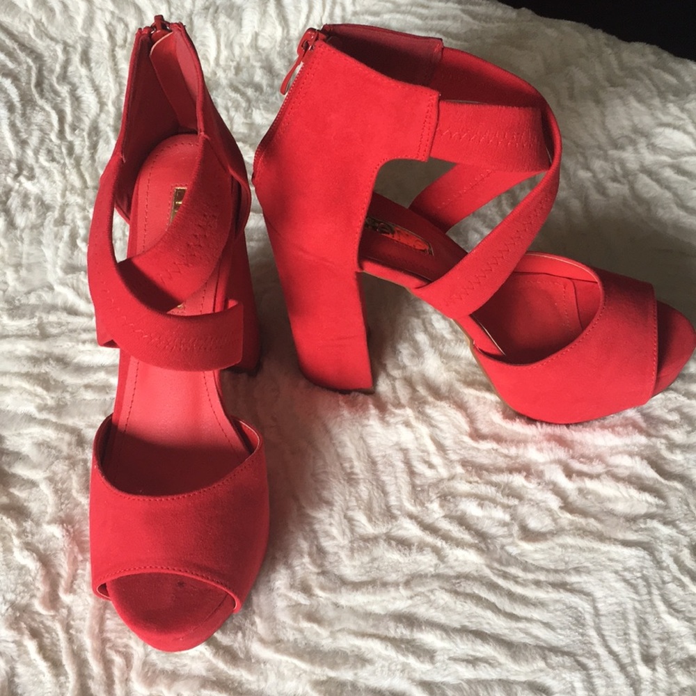 Platform Heels - Picture 3 of 5
